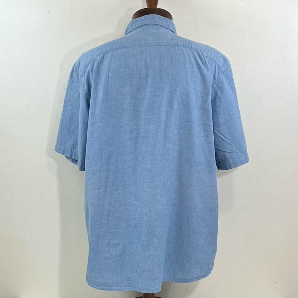 Carhartt Men's Relaxed Fit Short Sleeve Button Down Shirt - Picture 7 of 8